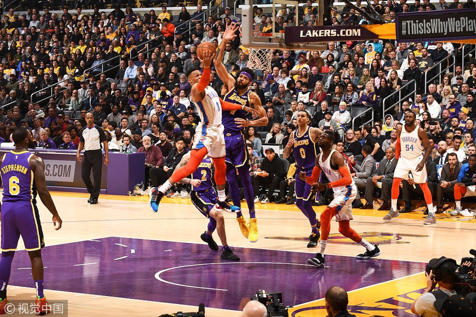 科尔:G5比赛巴特勒已准备好上场 希尔德防守端表现比大家想象中出色