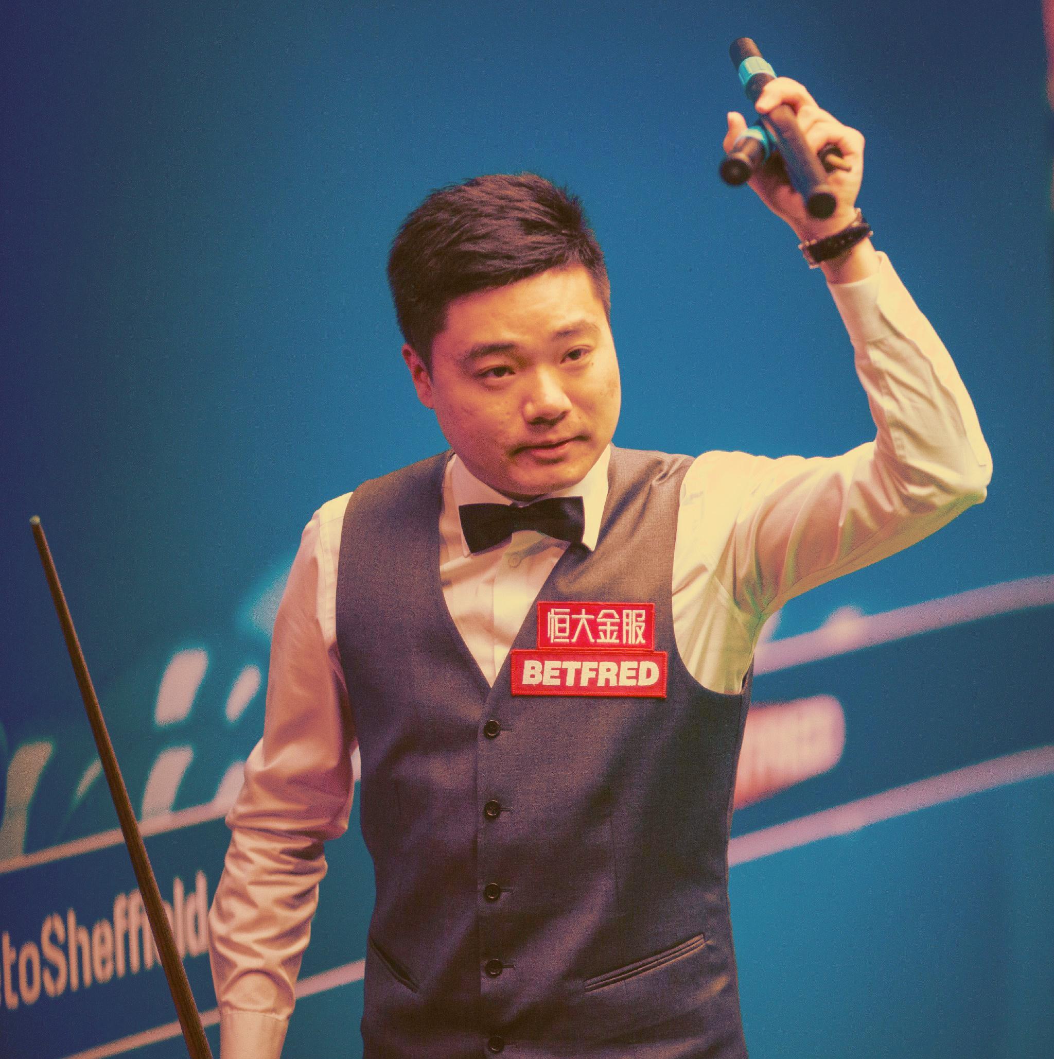 哈兰德每个 哈兰德每个