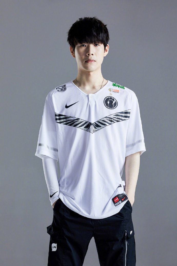 球员很少 球员很少