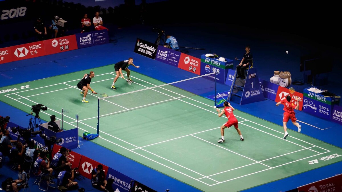 本文主题聚 本文主题聚